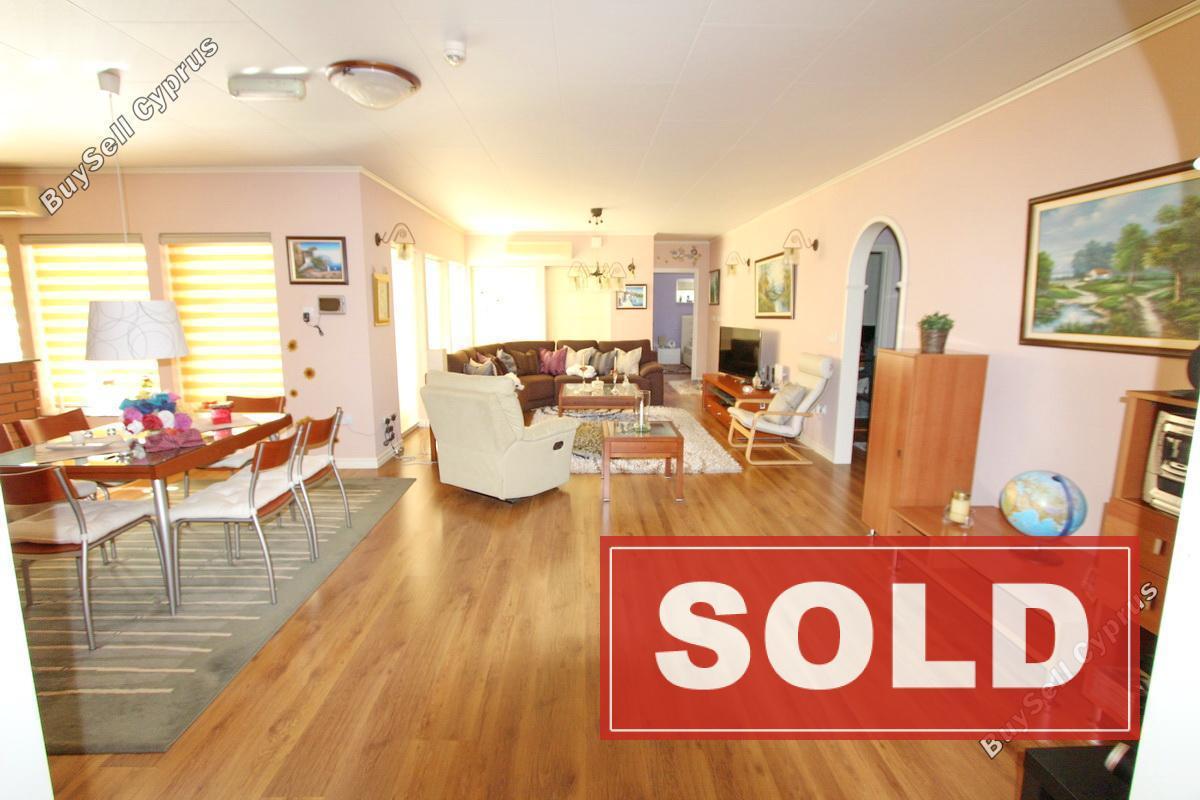 4 bedroom bungalow sold deryneia famagusta 698995 image 553928