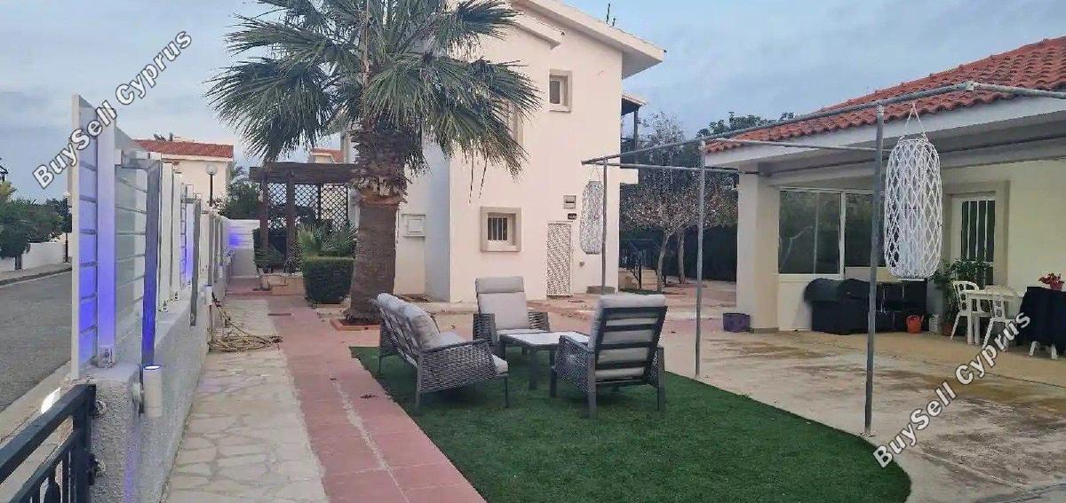 3 bedroom detached house for rent pervolia larnaca 8644906 image 15925329