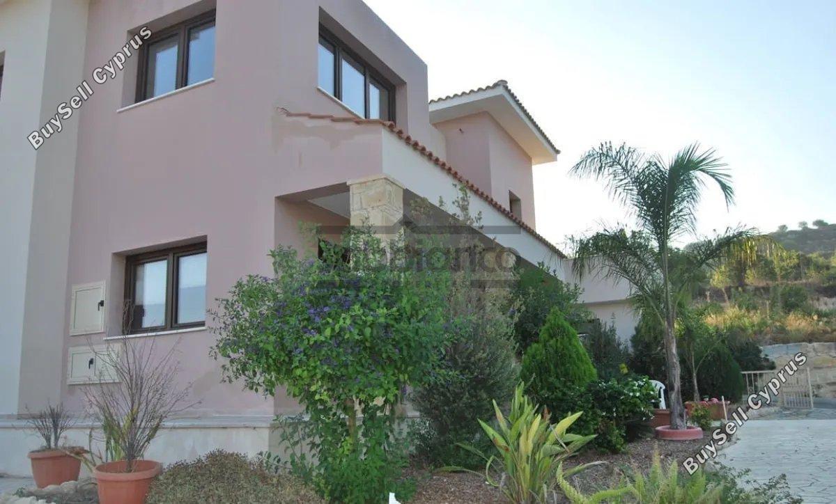 3 Bedroom Detached house for sale in Armou, Paphos 16790936
