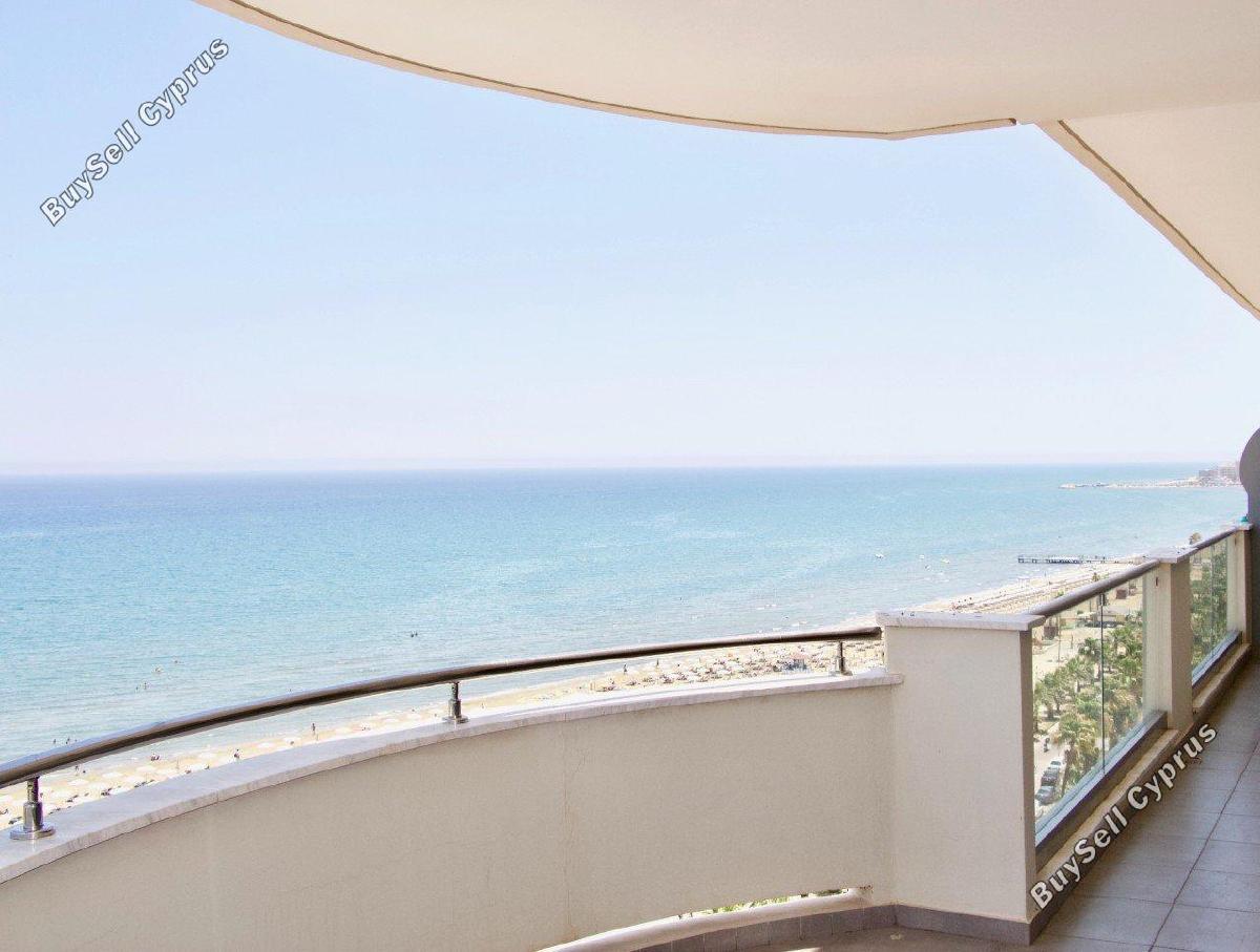 3 bedroom apartment for sale larnaca municipality larnaca 1684626 image 4404385