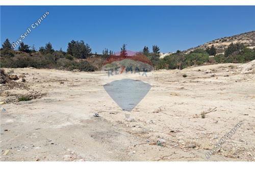 5861 SQM Land for sale in Governors Beach, Limassol 14116327
