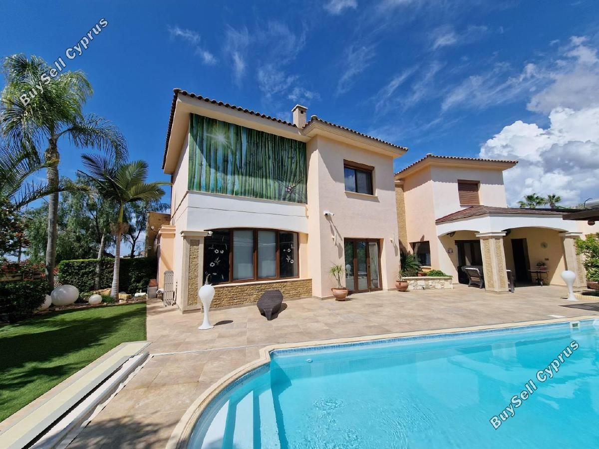 5 Bedroom Detached house for sale in Moutoullas, Nicosia 15527795