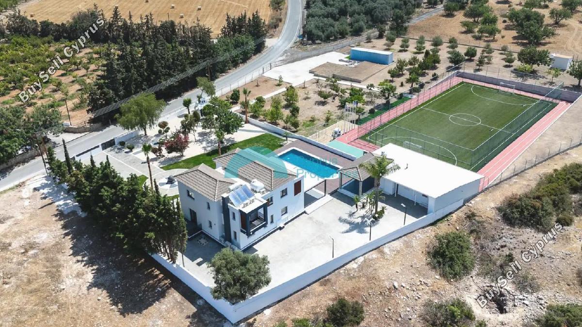5 Bedroom Detached house for sale in Kouklia Pafou, Paphos 16671700