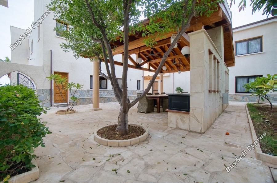 8 bedroom detached house for sale agios tychonas limassol 7739336 image 14804420
