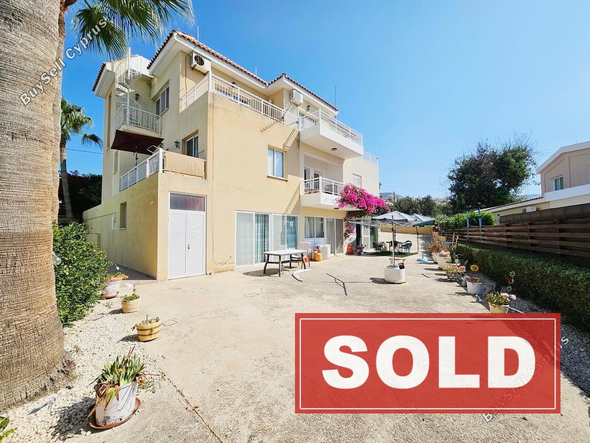 4 bedroom end town house sold peyia paphos 1875436 image 6957407