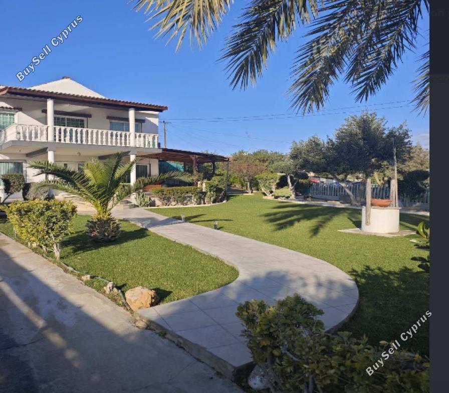 6 Bedroom Detached house for sale in Palaiometocho, Nicosia 16180570