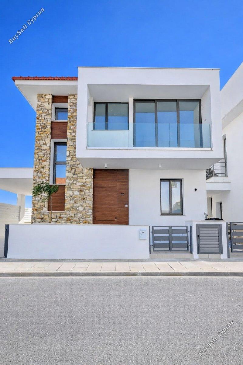 4 bedroom detached house for sale dromolaxia larnaca 1609846 image 16202042