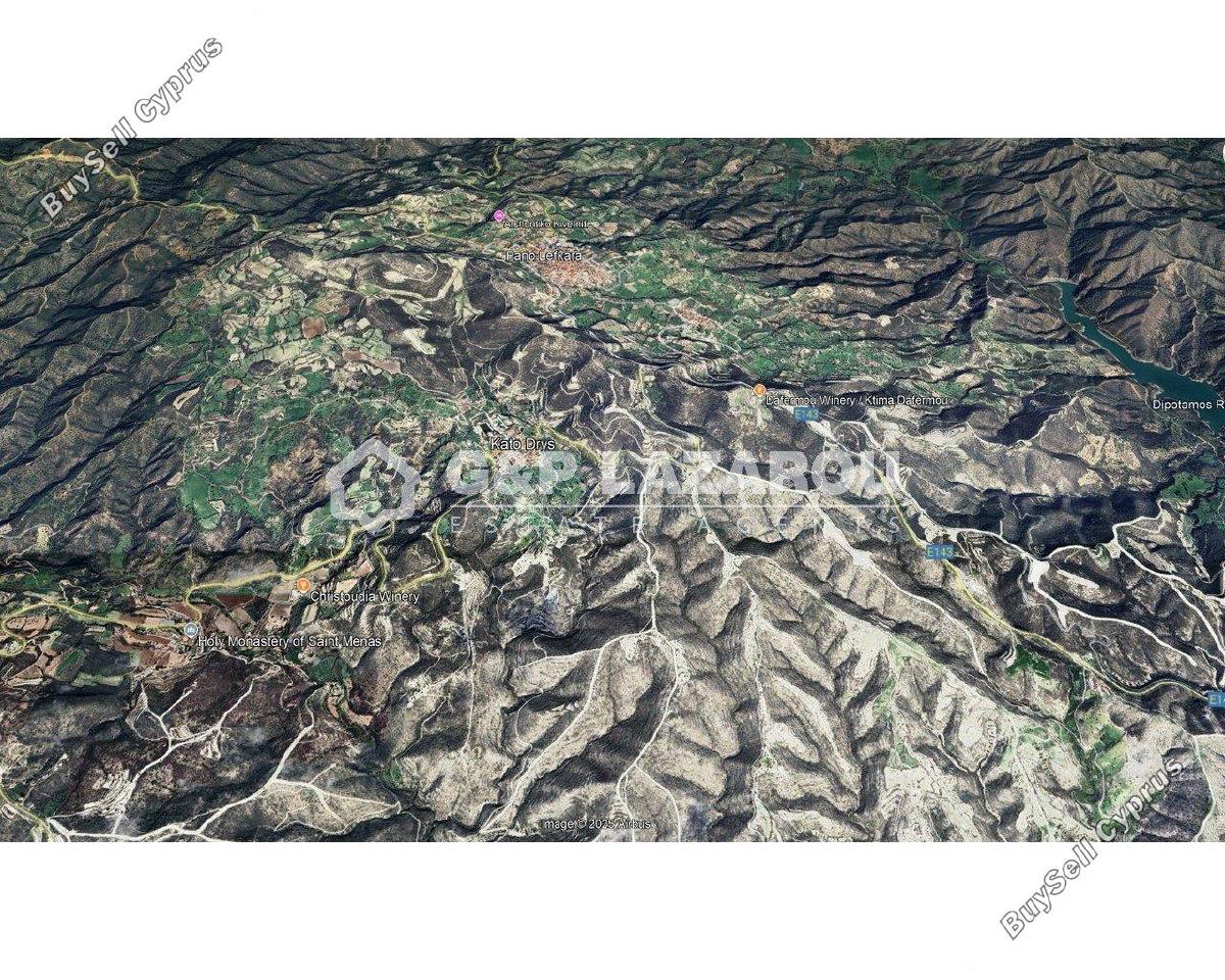 6689 SQM Land for sale in Kato Drys, Larnaca 10006041