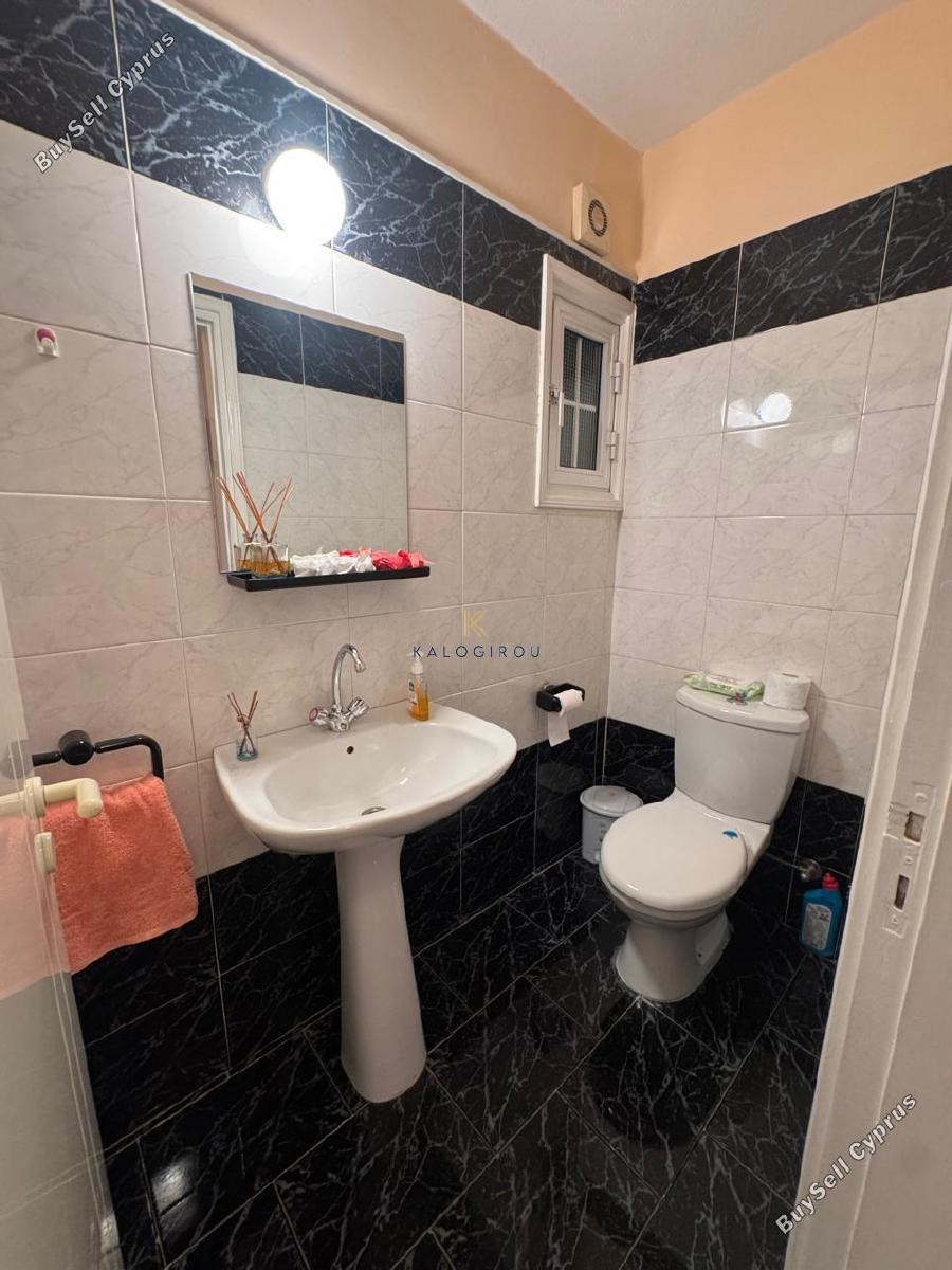 3 bedroom apartment for sale chrysopolitissa larnaca 8804986 image 16806052