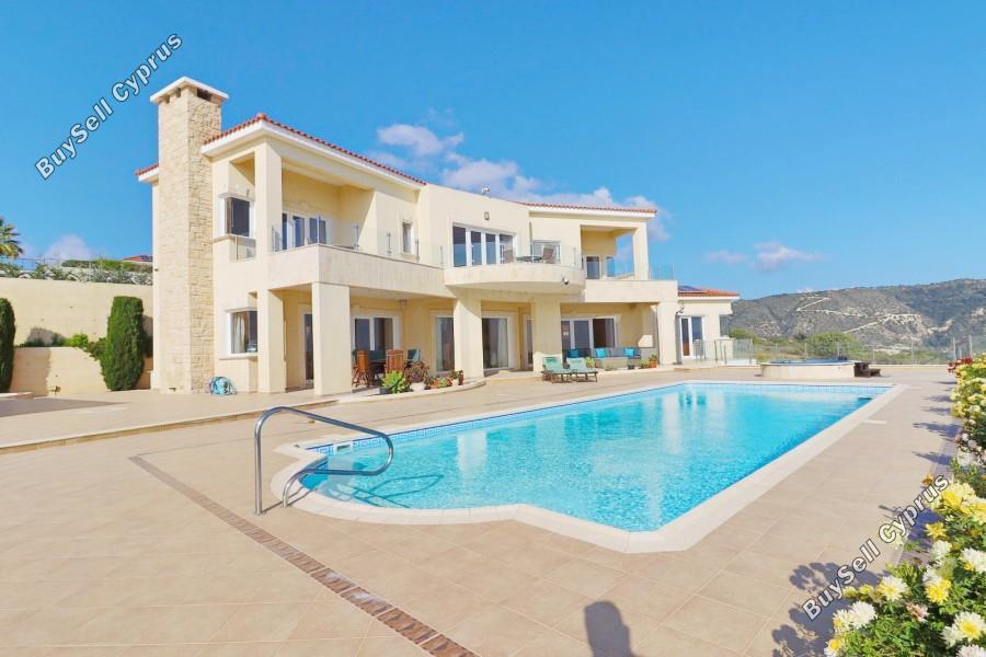 5 Bedroom Detached house for sale in Akoursos, Paphos 15045577