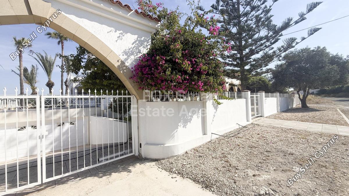 3 bedroom detached house for rent pervolia larnaca 8797807 image 16705072