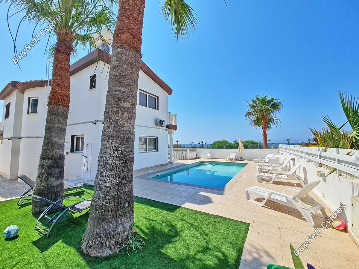 4 Bedroom Detached house for sale in Agia Thekla, Famagusta 17250094