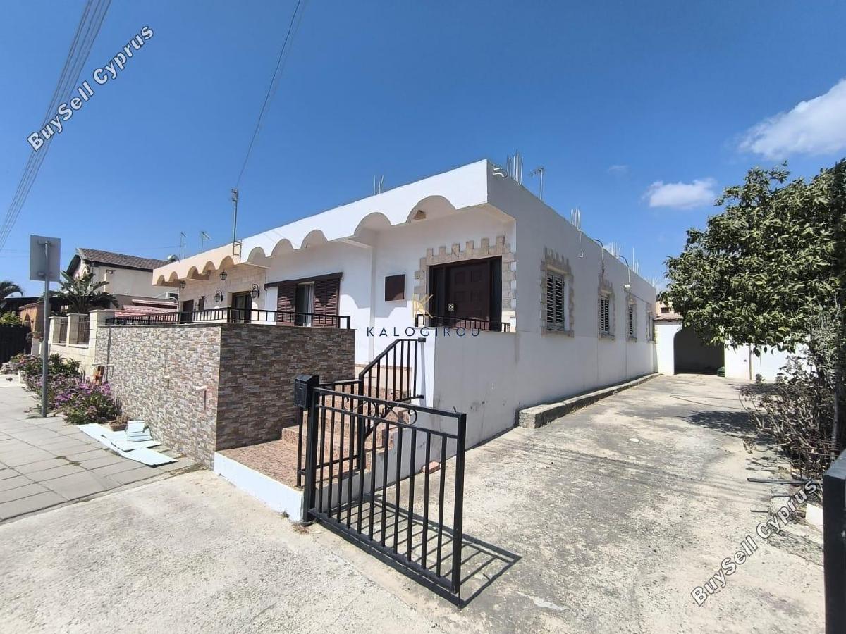 3 Bedroom Semi-detached house for sale in Anglisides, Larnaca 16301240
