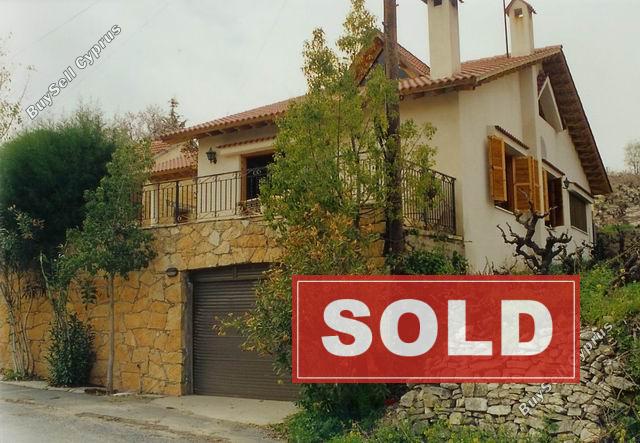2 bedroom bungalow sold omodos limassol 215717 image 73521