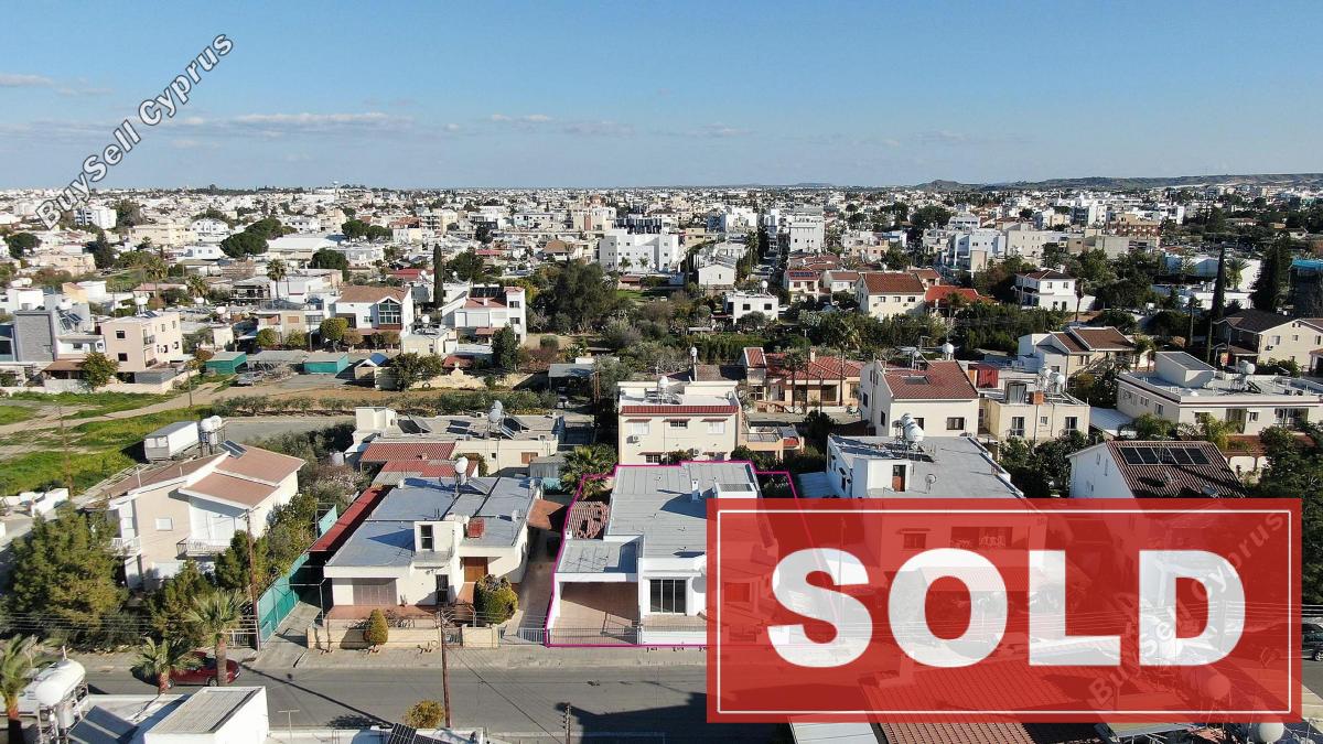 4 bedroom bungalow sold kato lakatamia nicosia 1715127 image 4556408
