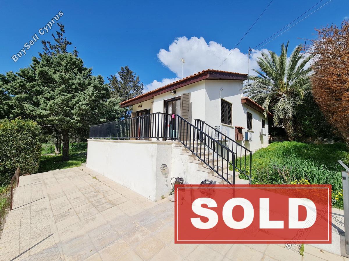 2 bedroom bungalow sold akoursos paphos 8303827 image 14102580