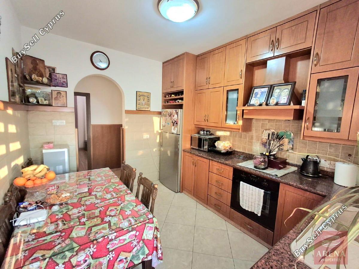 3 bedroom apartment for sale chrysopolitissa larnaca 1669927 image 13144497