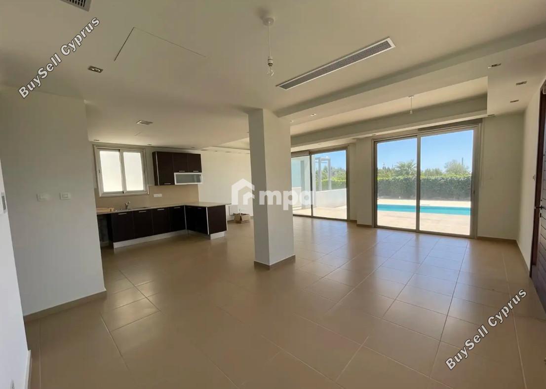 3 bedroom ground floor apartment for sale pervolia larnaca 7980337 image 11624450
