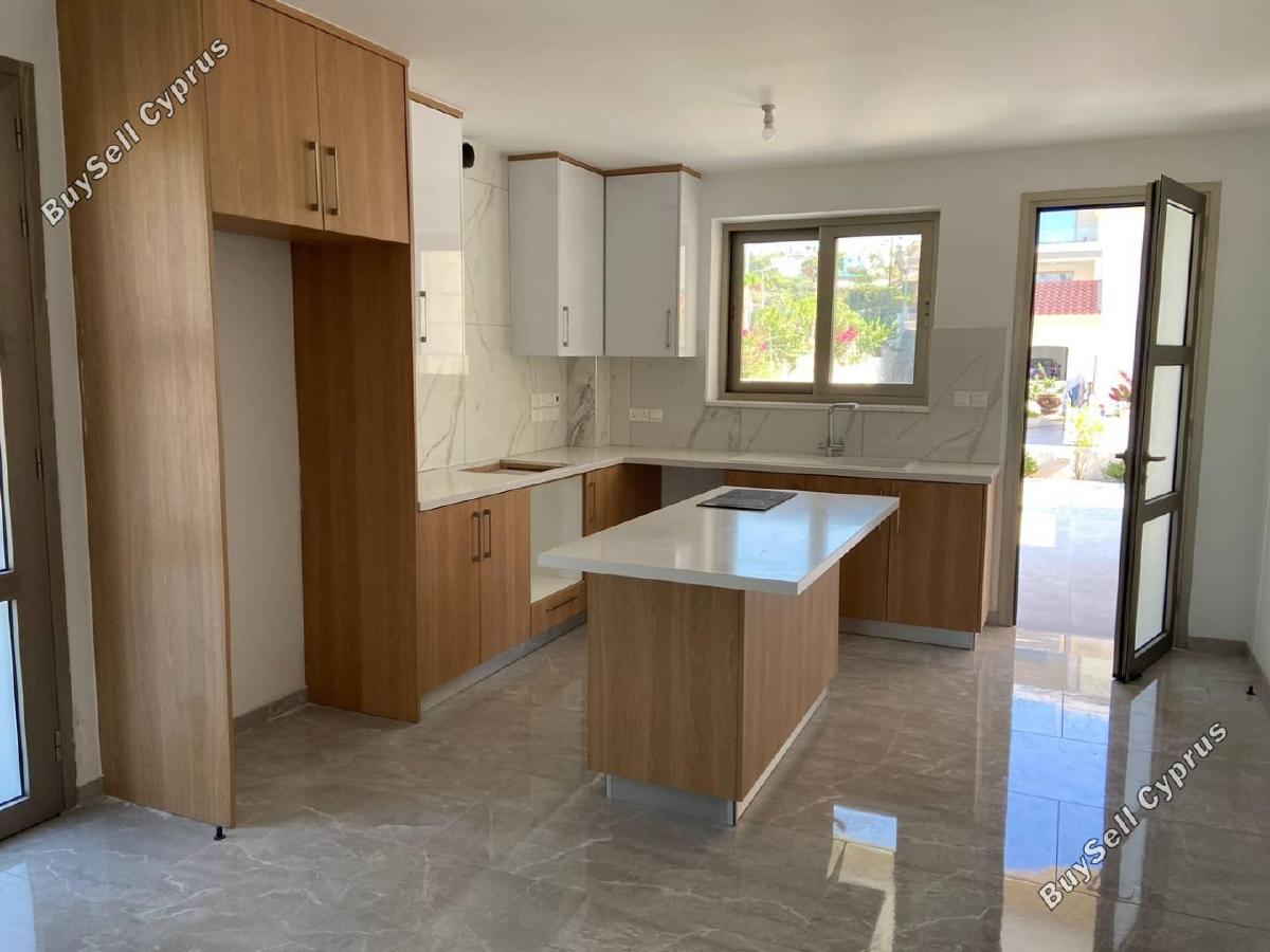 7 bedroom detached house for sale agios athanasios limassol 1135337 image 4940073
