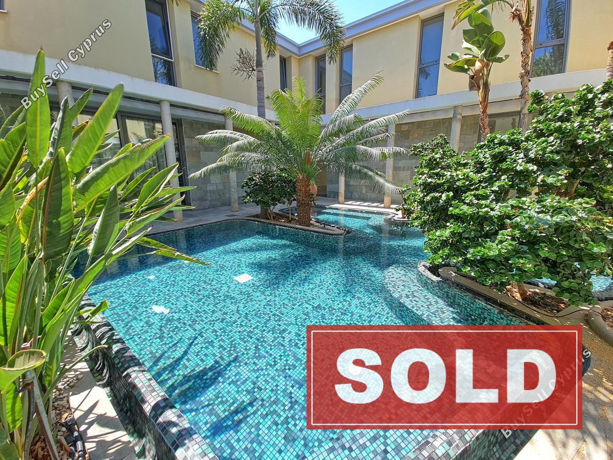 3 bedroom town house sold deryneia famagusta 924437 image 811138