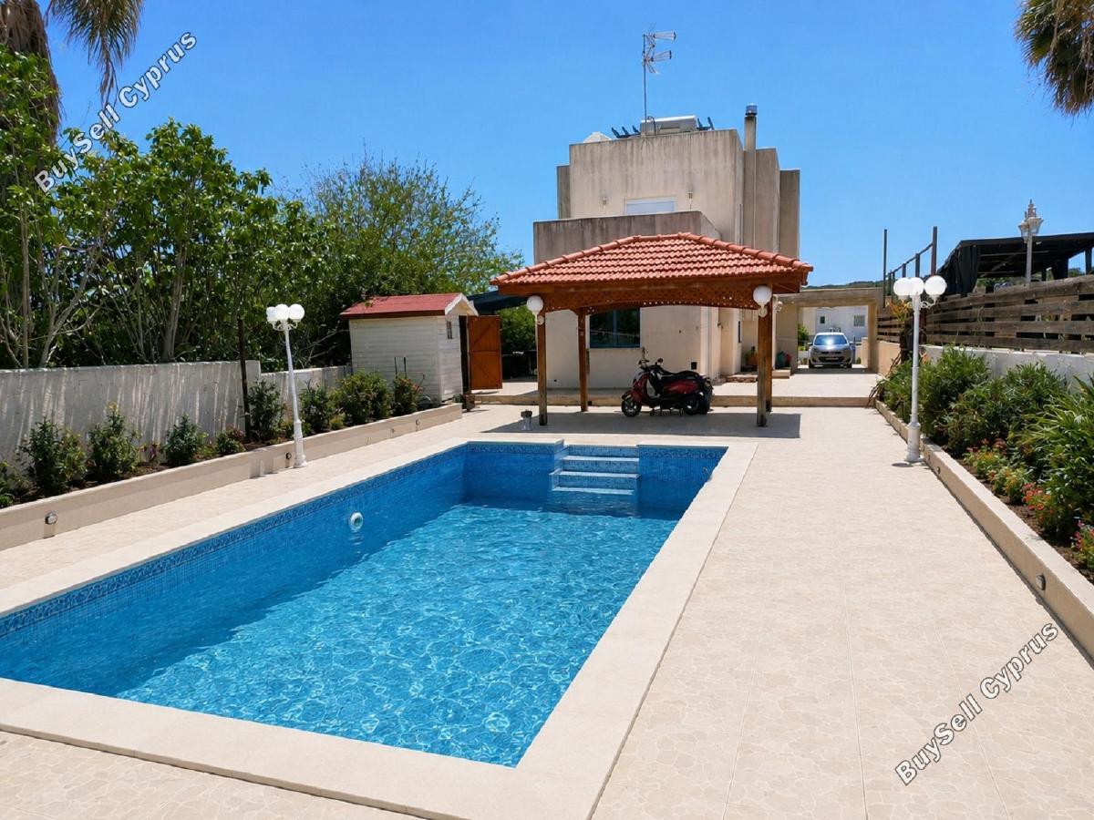 4 bedroom detached house for sale agios tychonas limassol 8642647 image 15920389