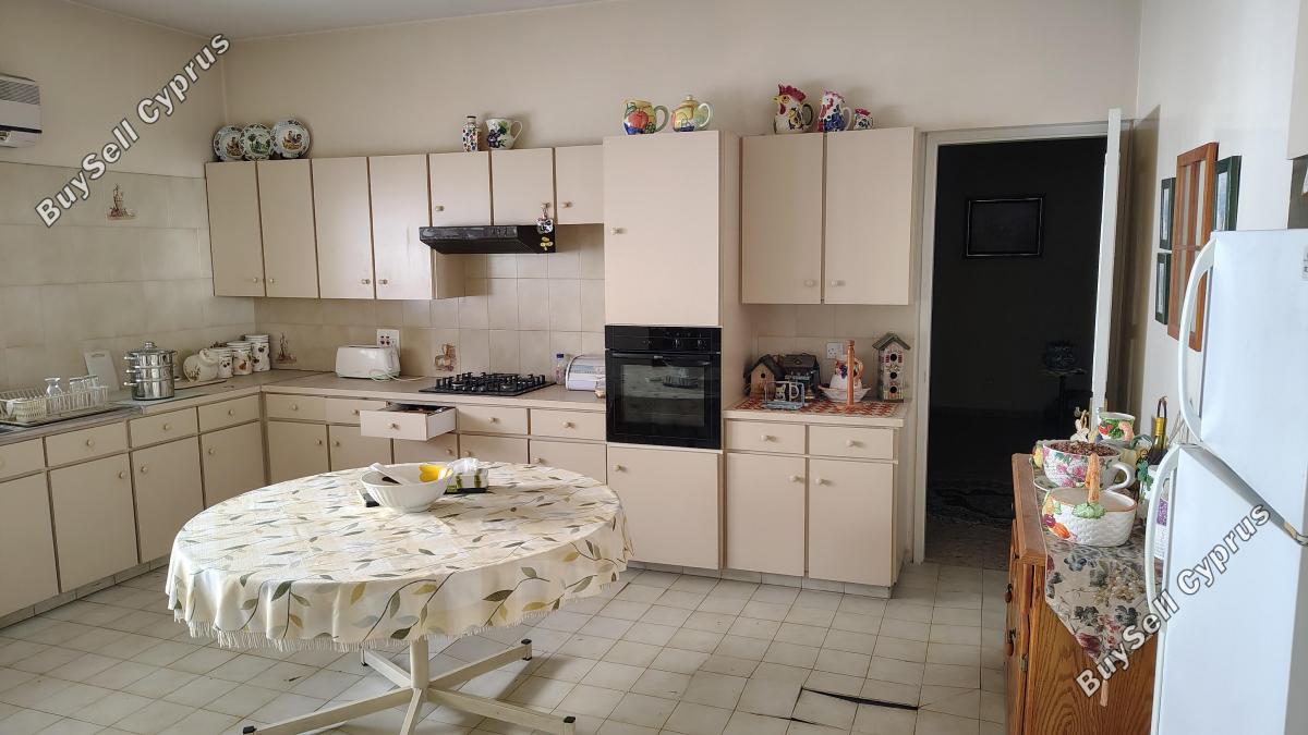 8 bedroom detached house for sale aglantzia nicosia 8693647 image 16187964