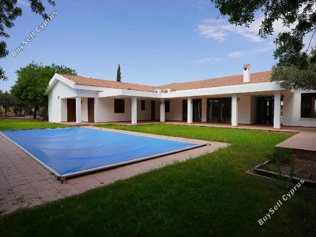 5 bedroom detached house for sale latsia nicosia 7609857 image 9781205