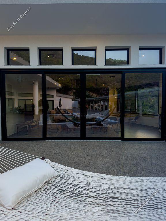6 bedroom bungalow for rent louvaras limassol 8804857 image 16878740