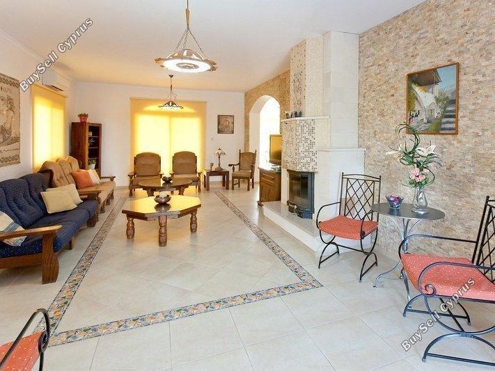 10 bedroom detached house for rent kolossi limassol 1684077 image 15720526