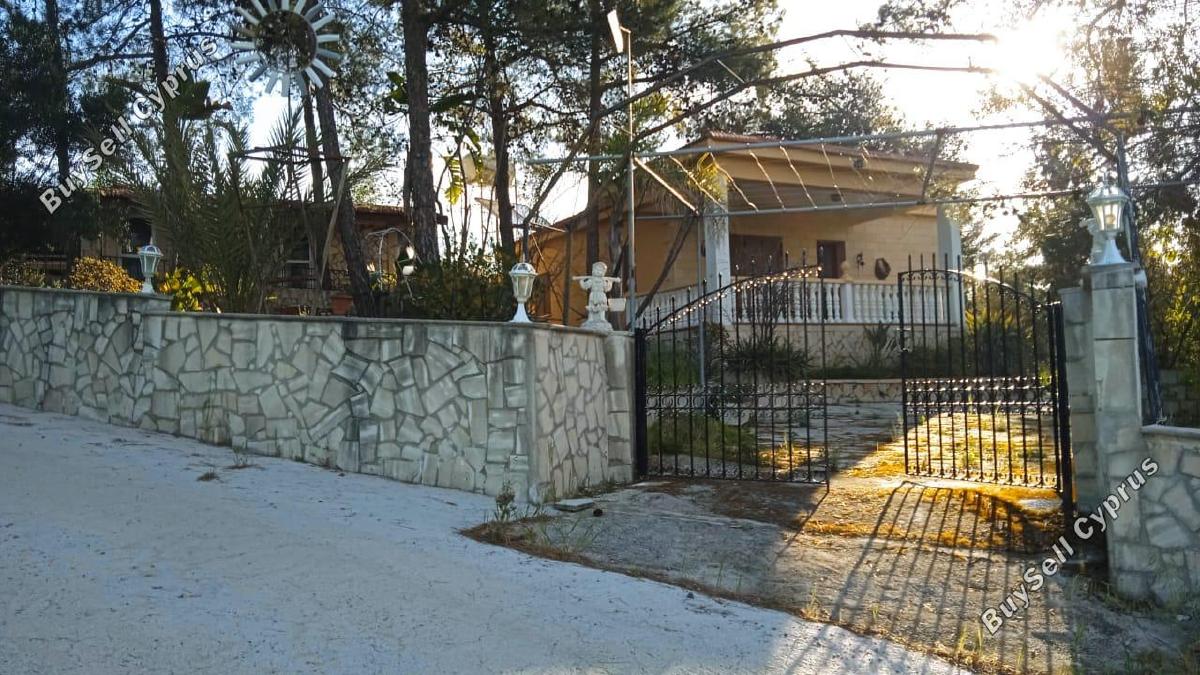 2 Bedroom Bungalow for sale in Lageia, Larnaca 13143678