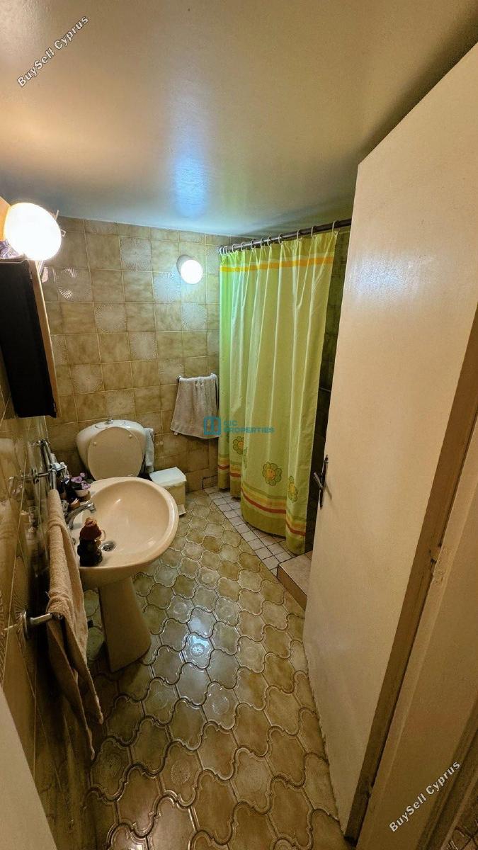 2 bedroom ground floor apartment for sale faneromeni larnaca 7819777 image 11517579