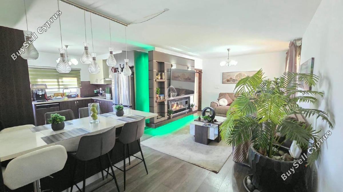 3 bedroom apartment for sale kato polemidia limassol 8705687 image 16283058