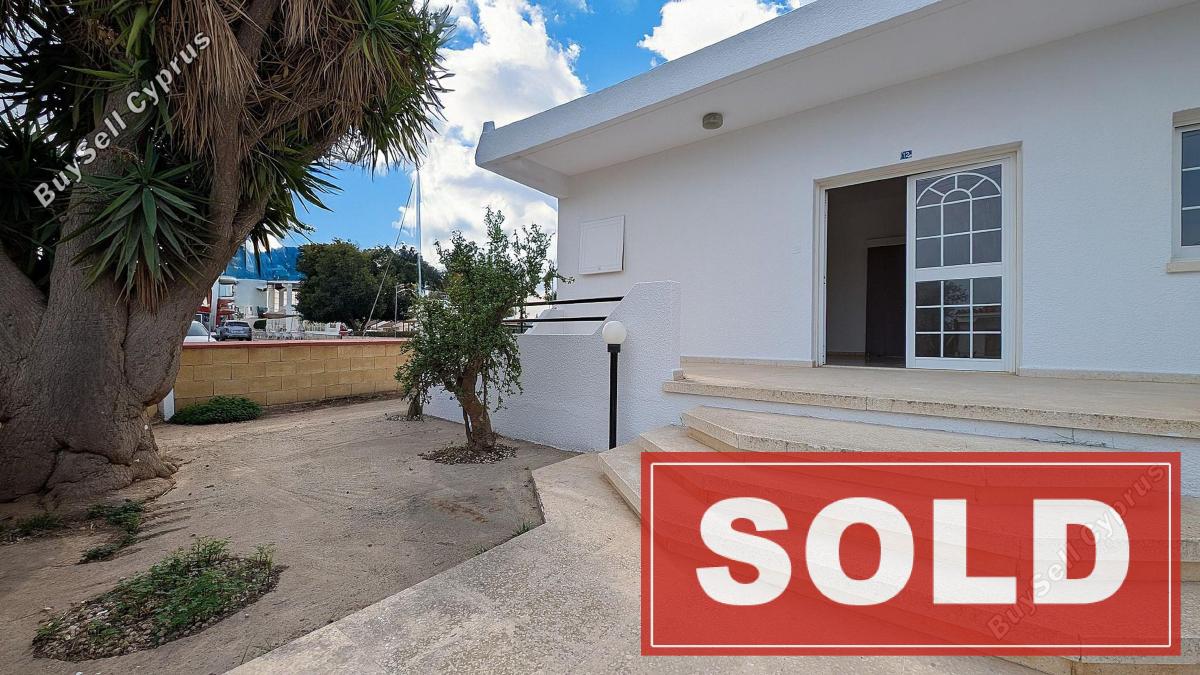 3 bedroom bungalow sold deryneia famagusta 7982787 image 11776060