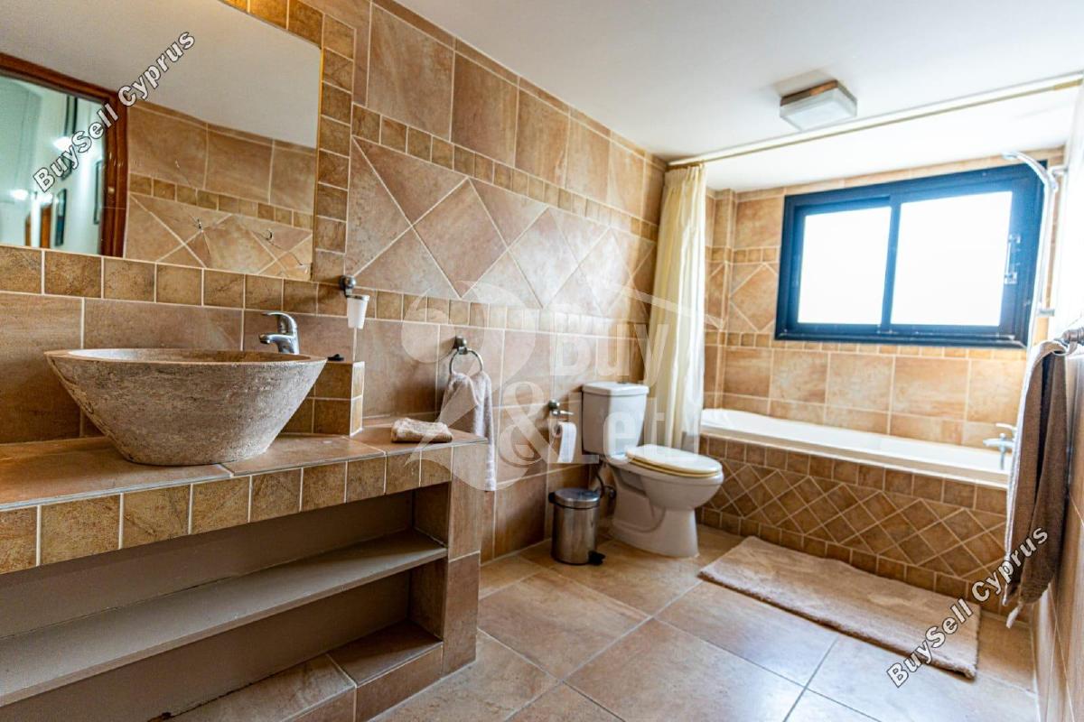 7 bedroom detached house for sale foinikaria limassol 1614497 image 12583275