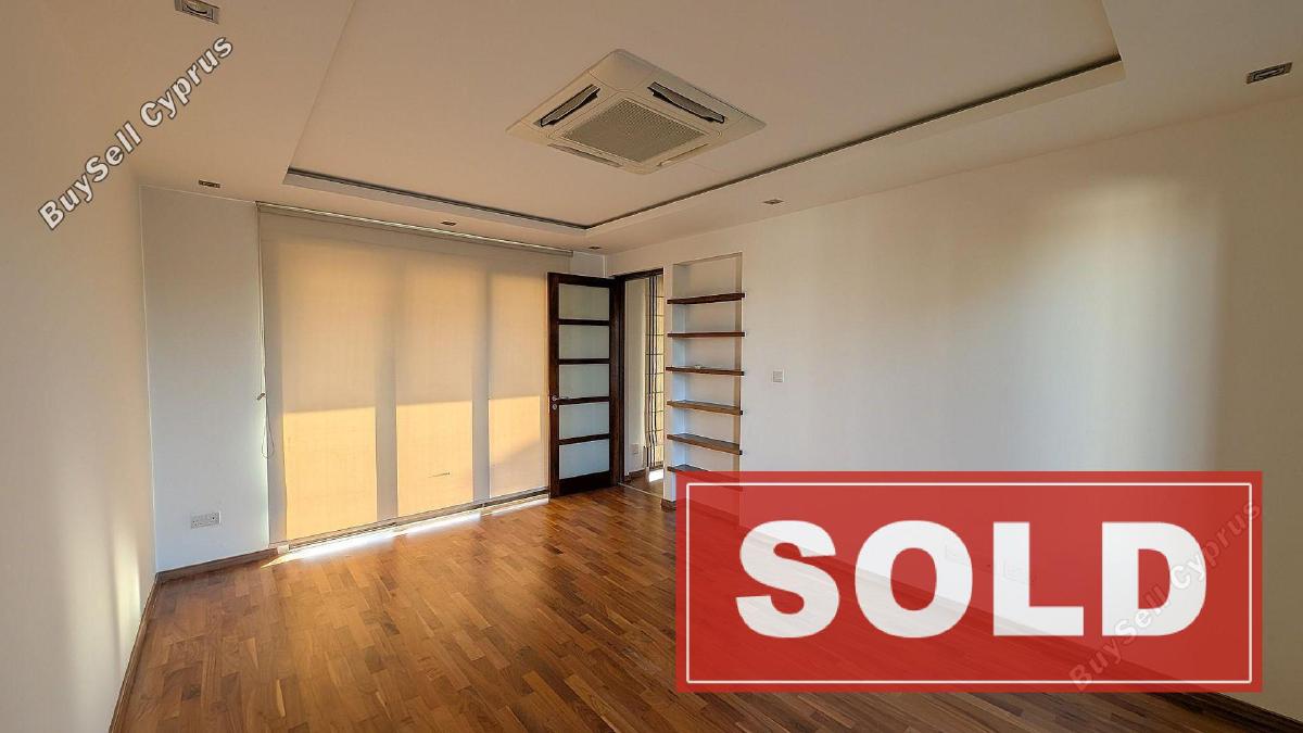 6 bedroom detached house sold dromolaxia larnaca 7814797 image 10646789
