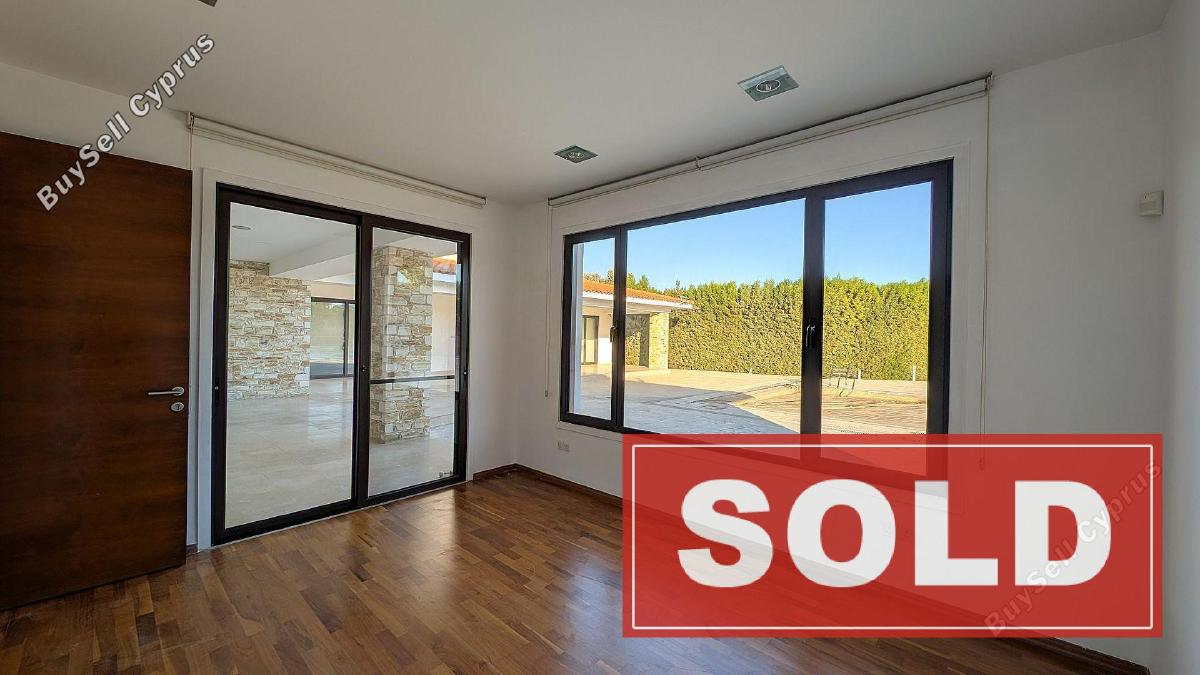6 bedroom detached house sold dromolaxia larnaca 7814797 image 10646793