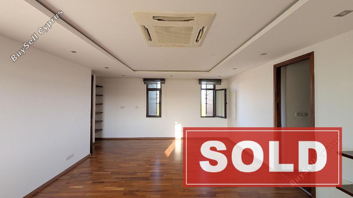 6 bedroom detached house sold dromolaxia larnaca 7814797 image 10646797