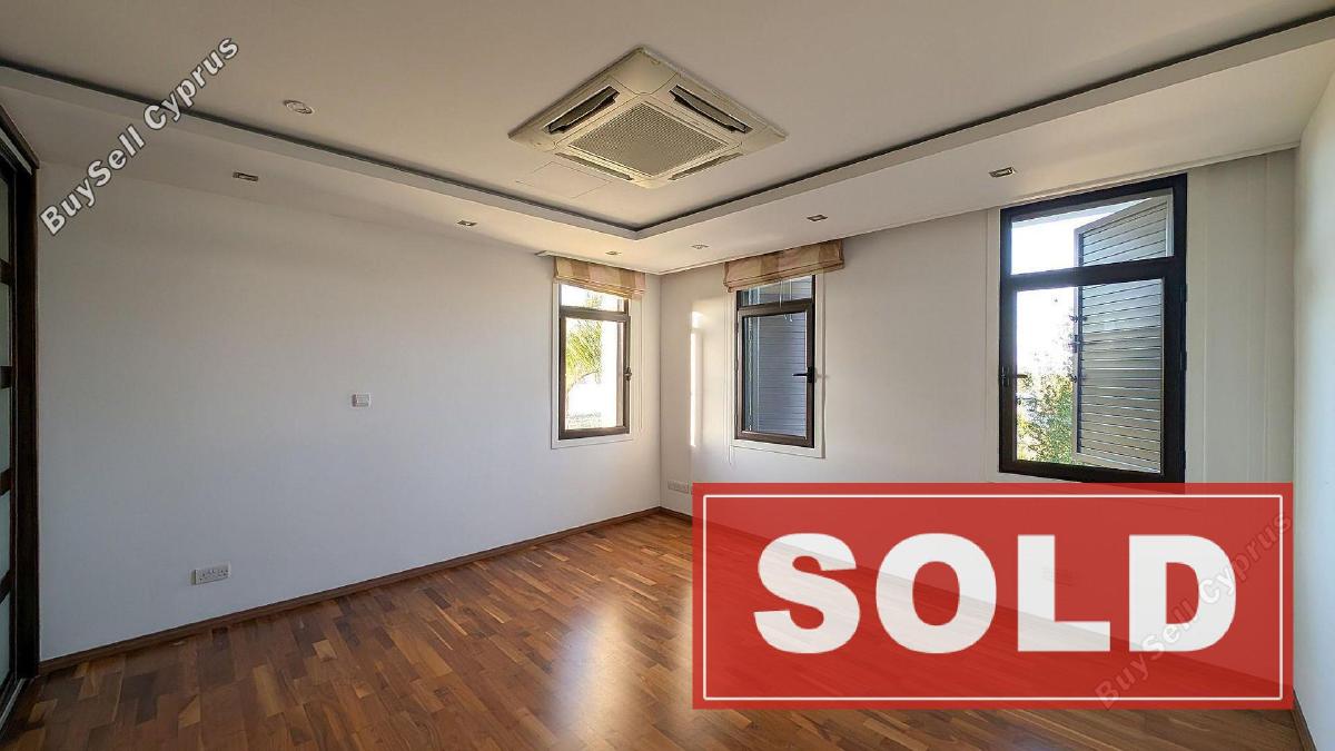 6 bedroom detached house sold dromolaxia larnaca 7814797 image 10646802