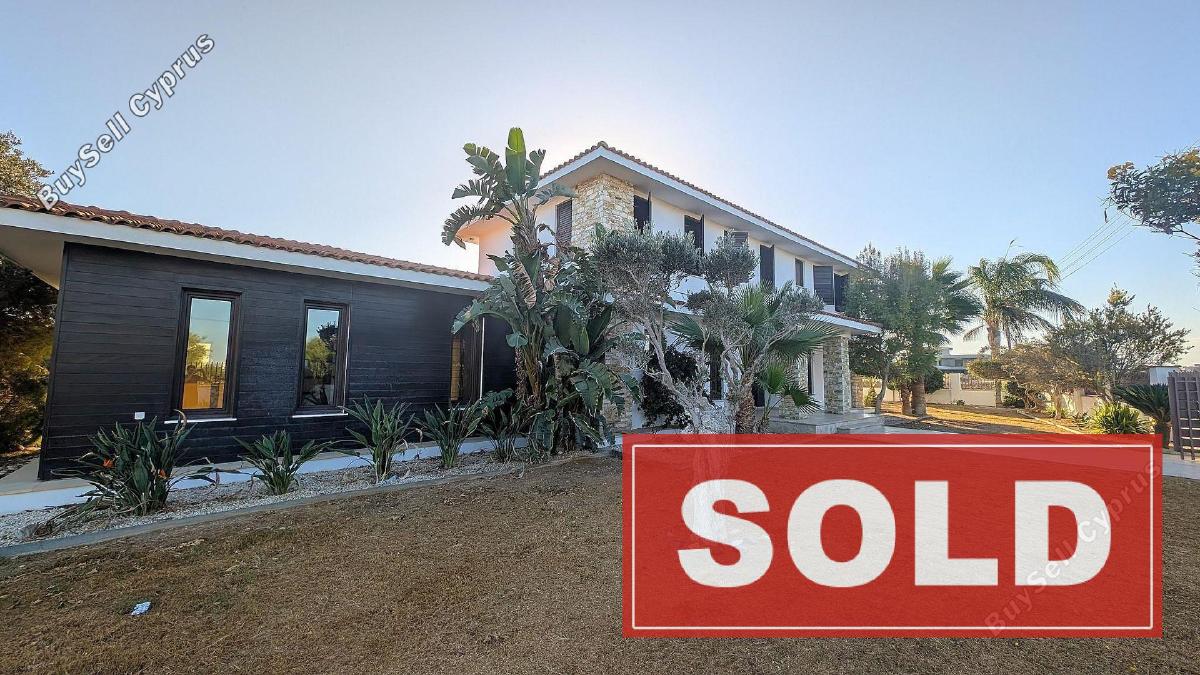 6 bedroom detached house sold dromolaxia larnaca 7814797 image 10646812