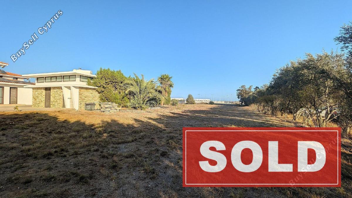 6 bedroom detached house sold dromolaxia larnaca 7814797 image 10646815