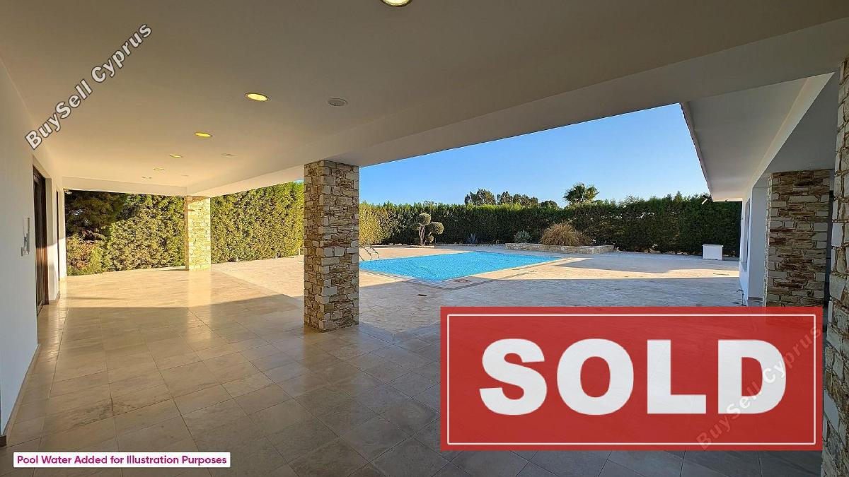 6 bedroom detached house sold dromolaxia larnaca 7814797 image 10646816
