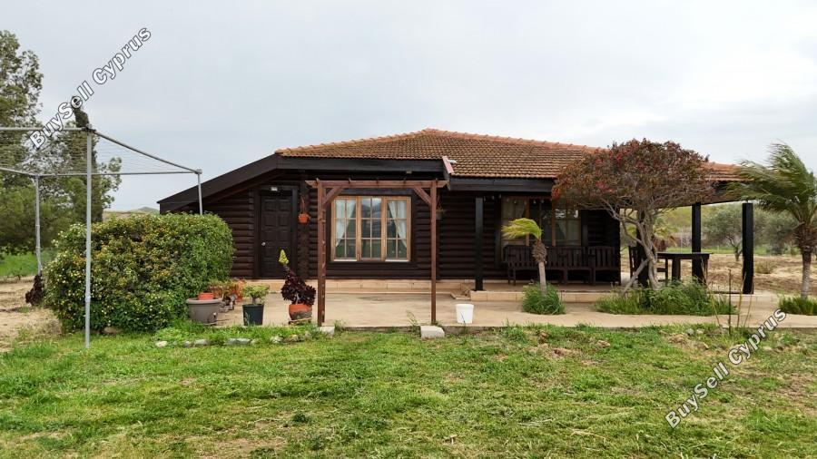3 Bedroom Bungalow for sale in Troulloi, Larnaca 14760194