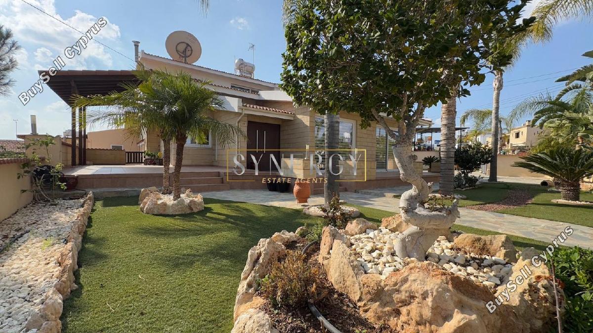 4 Bedroom Detached house for sale in Palaiometocho, Nicosia 16744715