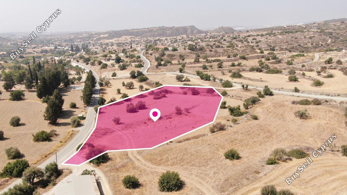 9000 SQM Land for sale in Tochni, Larnaca 14941818