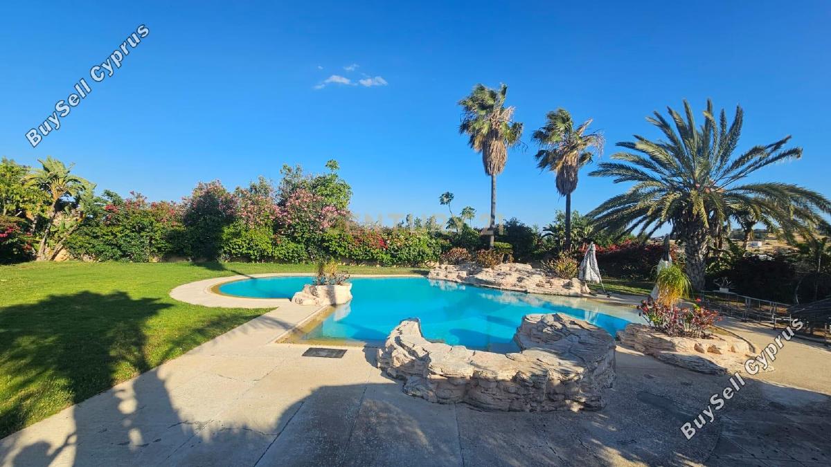 5 bedroom entire floor apartment for sale parekklisia limassol 8704908 image 16239198