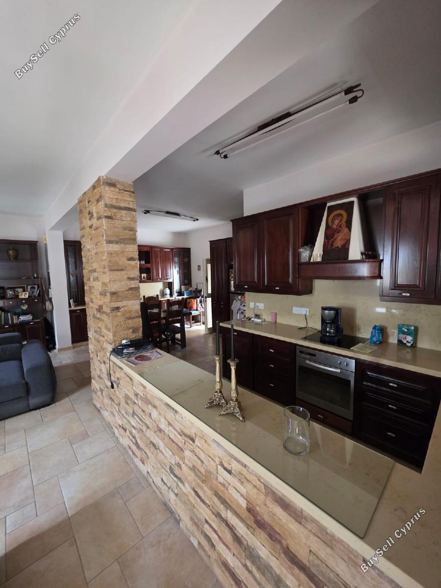 3 bedroom detached house for rent faneromeni larnaca 8711018 image 16274033