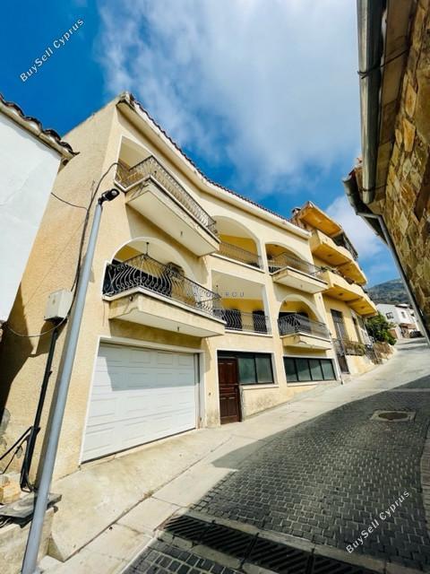4 Bedroom Detached house for sale in Agioi Vavatsinias, Larnaca 9305824
