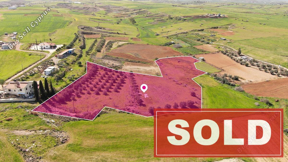 land sold palaiometocho nicosia 1368818 image 2819473