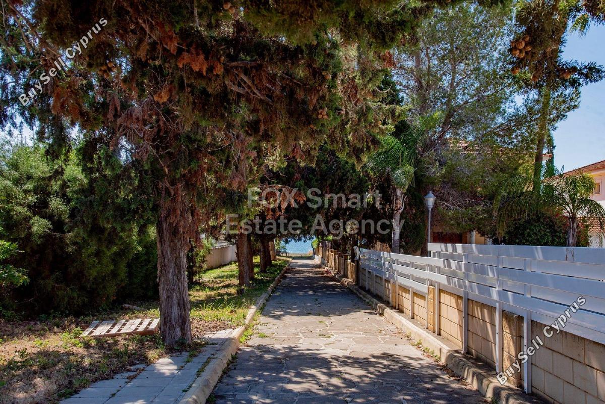 2 bedroom semi detached house for rent pervolia larnaca 8633328 image 16819752