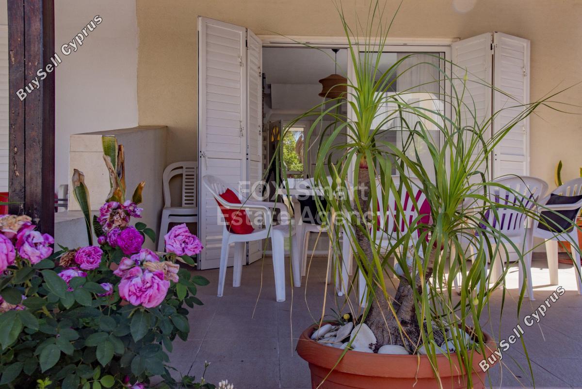 2 bedroom semi detached house for rent pervolia larnaca 8633328 image 16819773